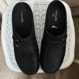 BareTraps Black Women's Shoes